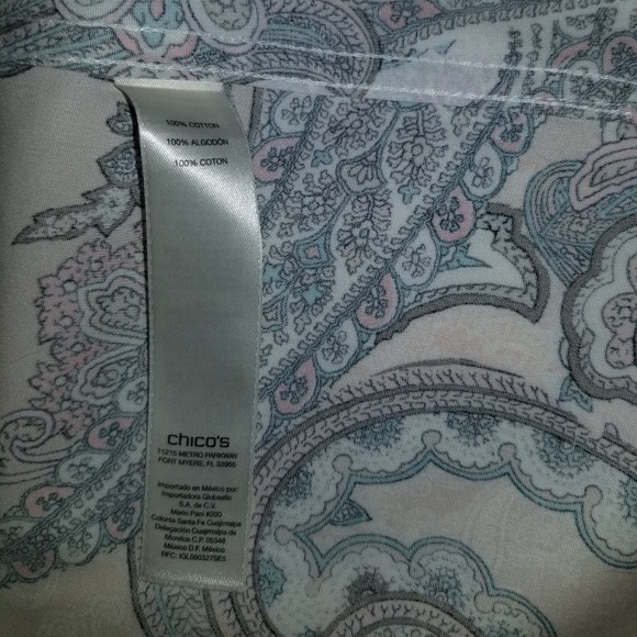 NWOT! Chico's No Iron Long Blouse Paisley Size 0 - Picture 4 of 5
